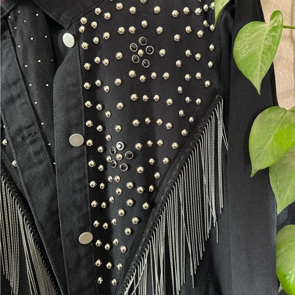 Plus Studded Detail Fringe Trim Denim Jacket - Picture 4 of 6